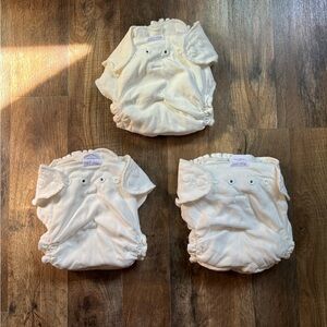 LIKE NEW ESEMBLY Inners (3) and Overnighters (2) Size 2